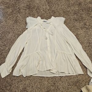 NWOT Tommy Lynn Blouse S